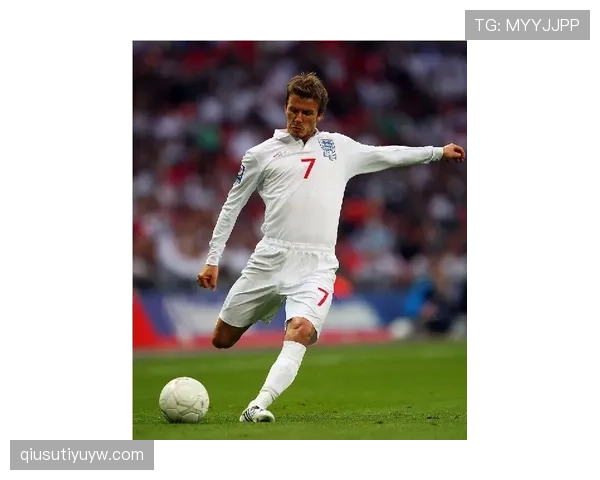 内马尔与阿扎尔巅峰期技术型边锋表现对比：突破效率、进攻影响力与战术适配性分析